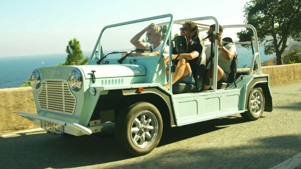 خودرو برقی موک کالیفرنین